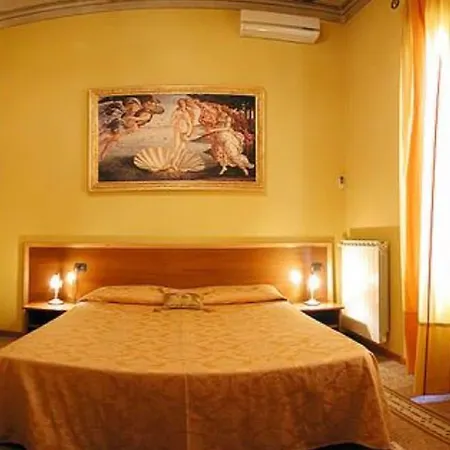 La Luna Πανσιόν 4*